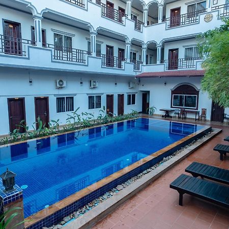 Golden Bakong Boutique Hotel Siem Reap Exterior photo