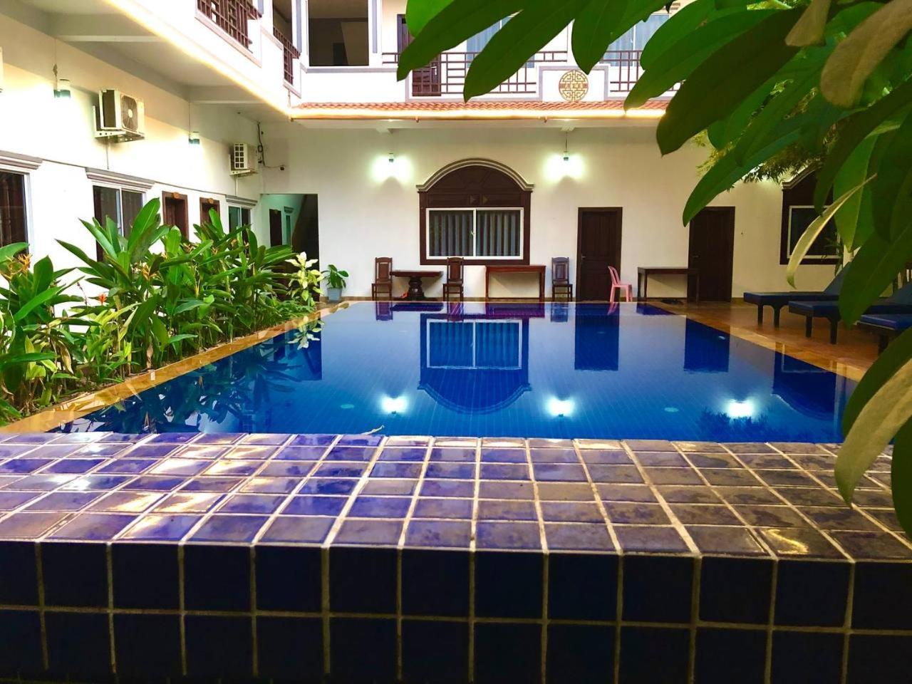 Golden Bakong Boutique Hotel Siem Reap Exterior photo